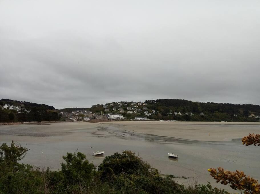 Appartement A 50M De La Plage Saint-Michel-en-Grève Esterno foto